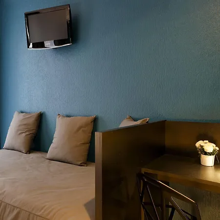 Hotell Daval 2*