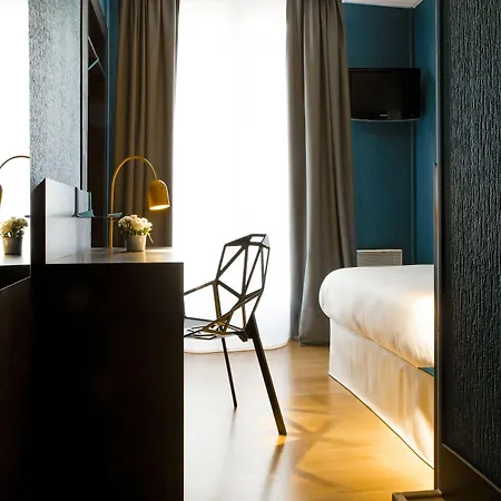 Daval Hotel 3*