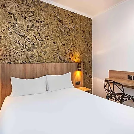 Daval Hotel Paris