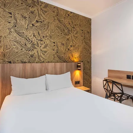 Hotell Daval 3*